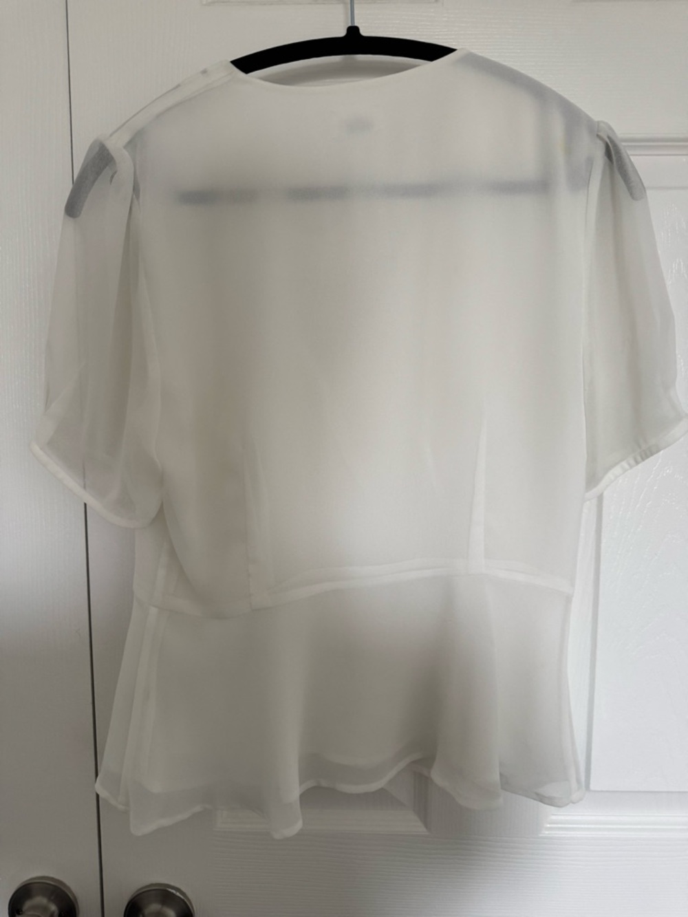 Wilfred White Sheer V-Neck Button Peplum Blouse - Picture 2 of 4